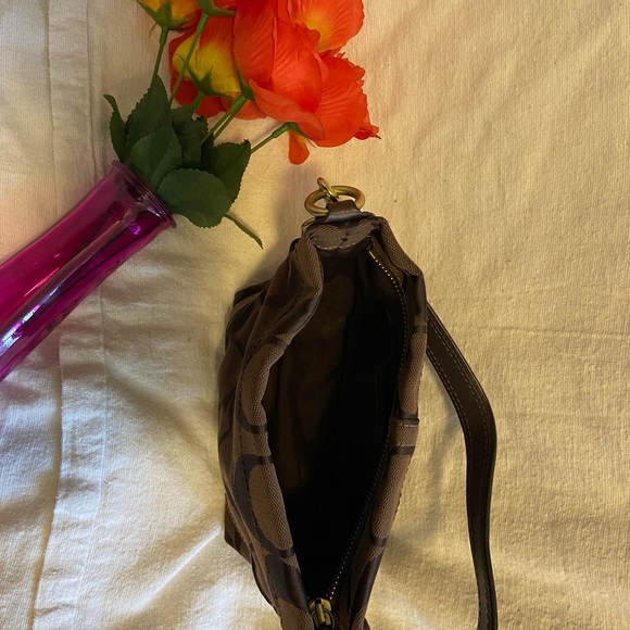 Small Dark Brown Woman’s handbag - Picture 8 of 13